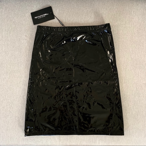 PrettyLittleThing Dresses & Skirts - PrettyLittleThing Vinyl Black Skirt - Brand New!